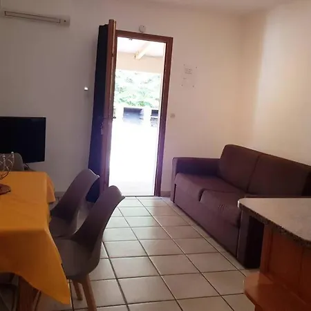 Apartment T2 Proche De La Mer Olmeto (Corsica)